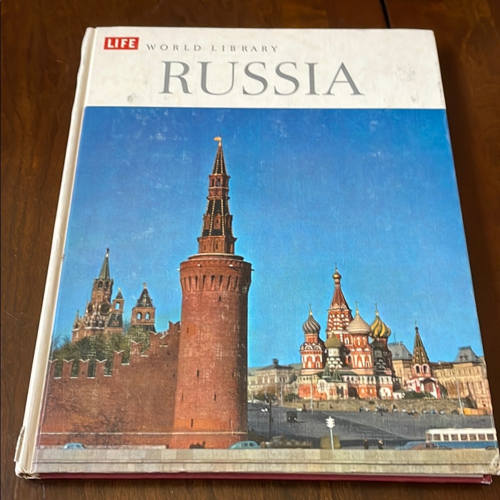 LIFE World Library RUSSIA 1961 hard cover book